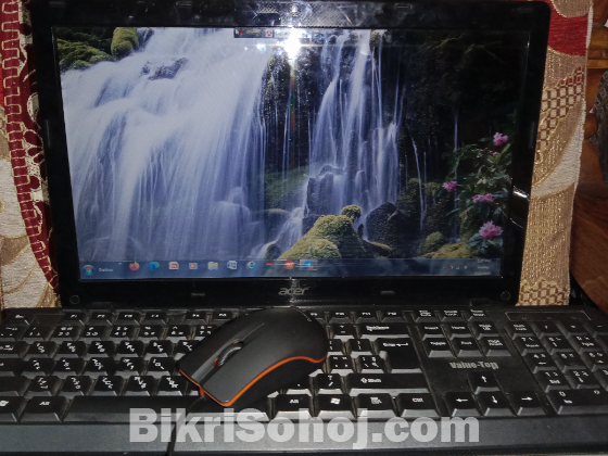 Acer Aspire5749Z